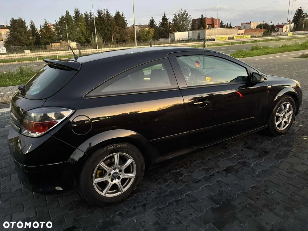 Opel Astra GTC 1.8 - 4