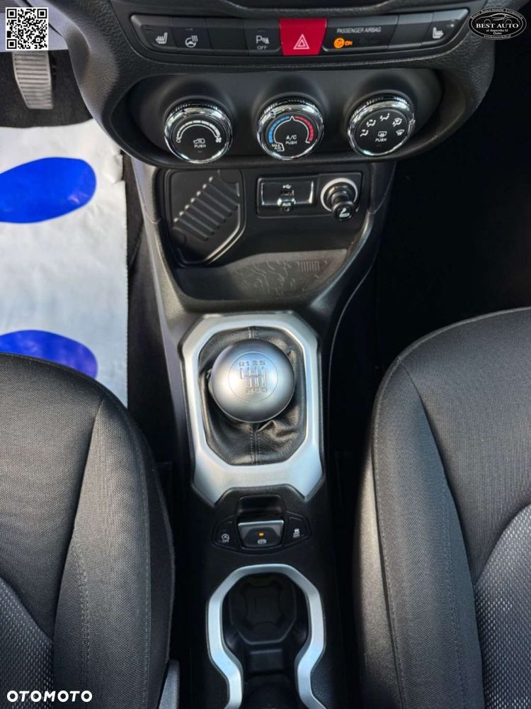 Jeep Renegade - 34