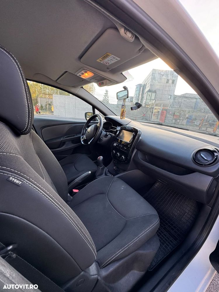 Renault Clio - 5