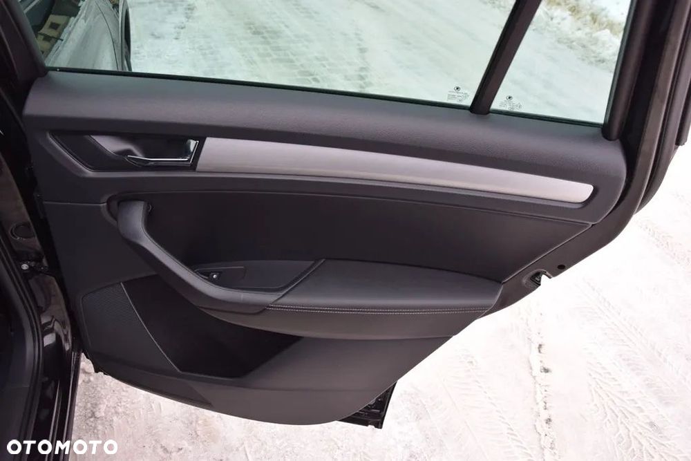 Skoda Kodiaq 2.0 TDI 4x4 DSG Sportline - 28