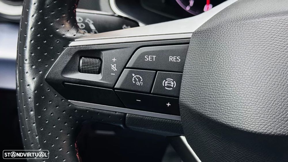 SEAT Arona 1.0 TSI FR - 24