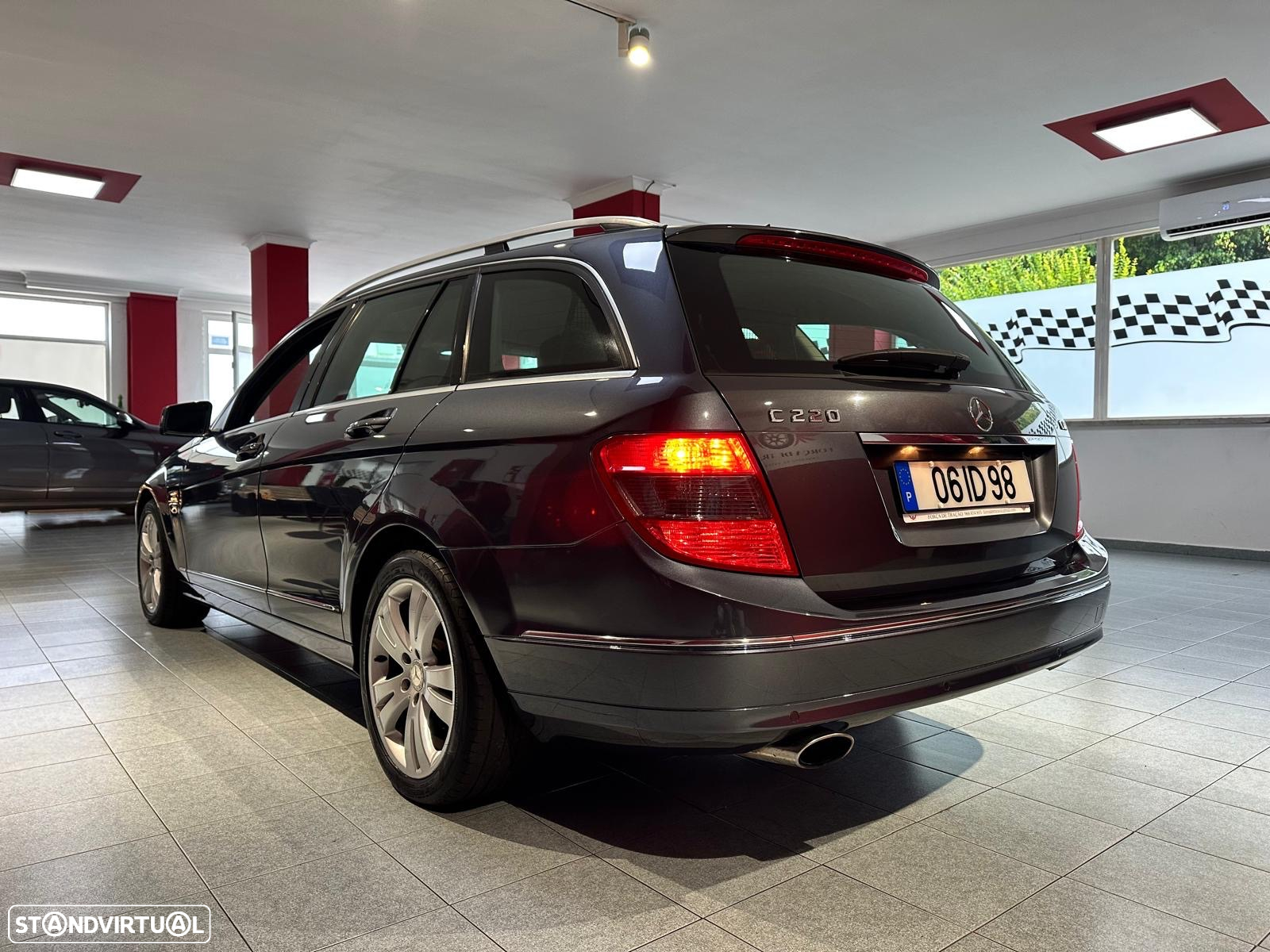 Mercedes-Benz C 220 CDi Avantgarde BlueEfficiency - 4