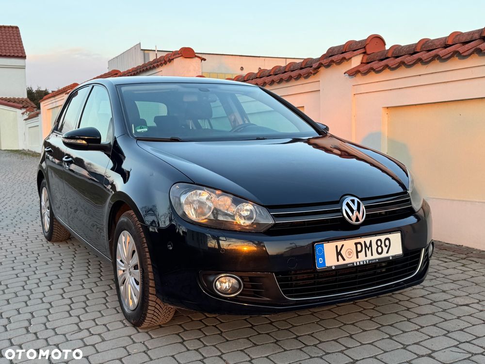 Volkswagen Golf - 30