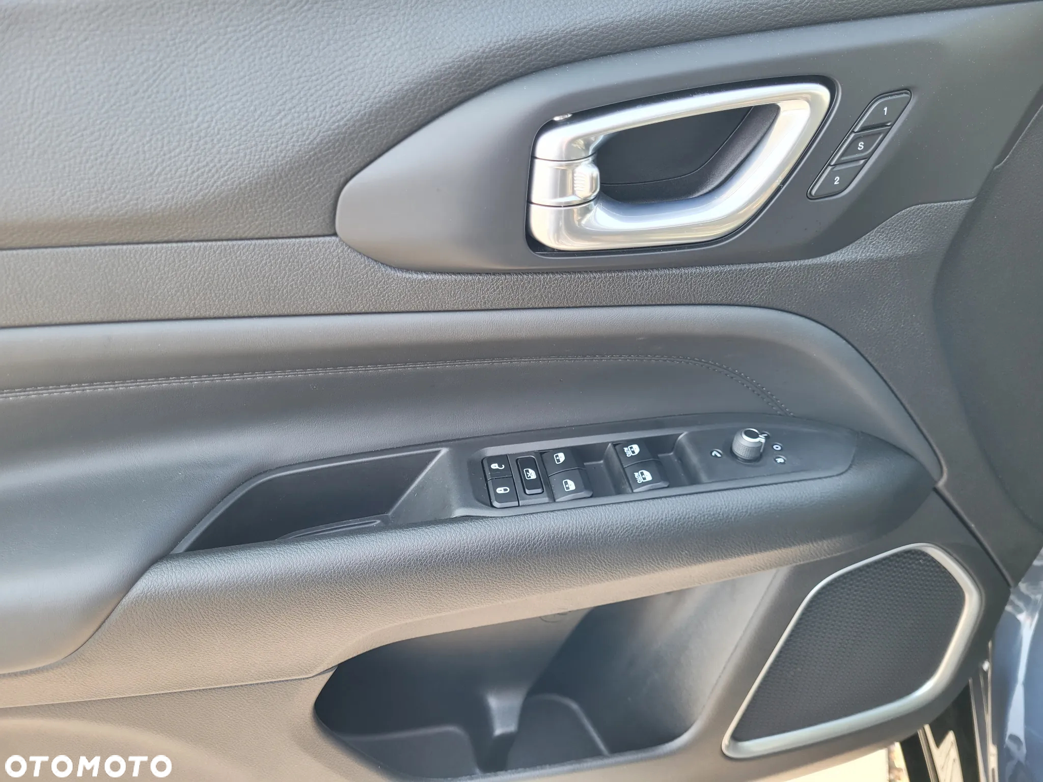 Jeep Compass - 14