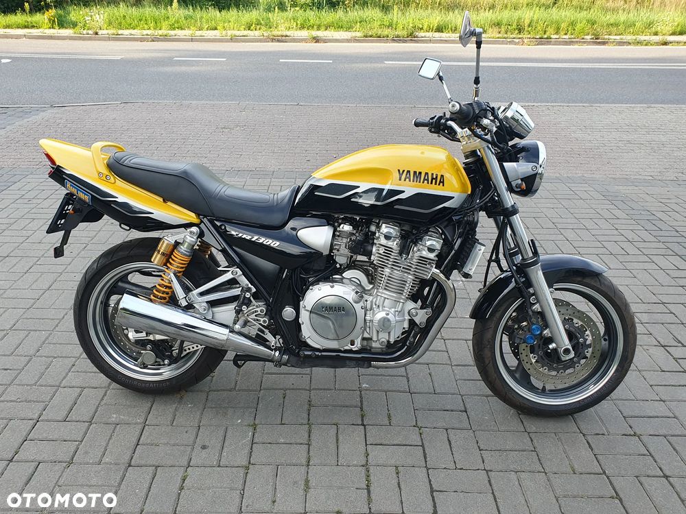Yamaha XJR - 5