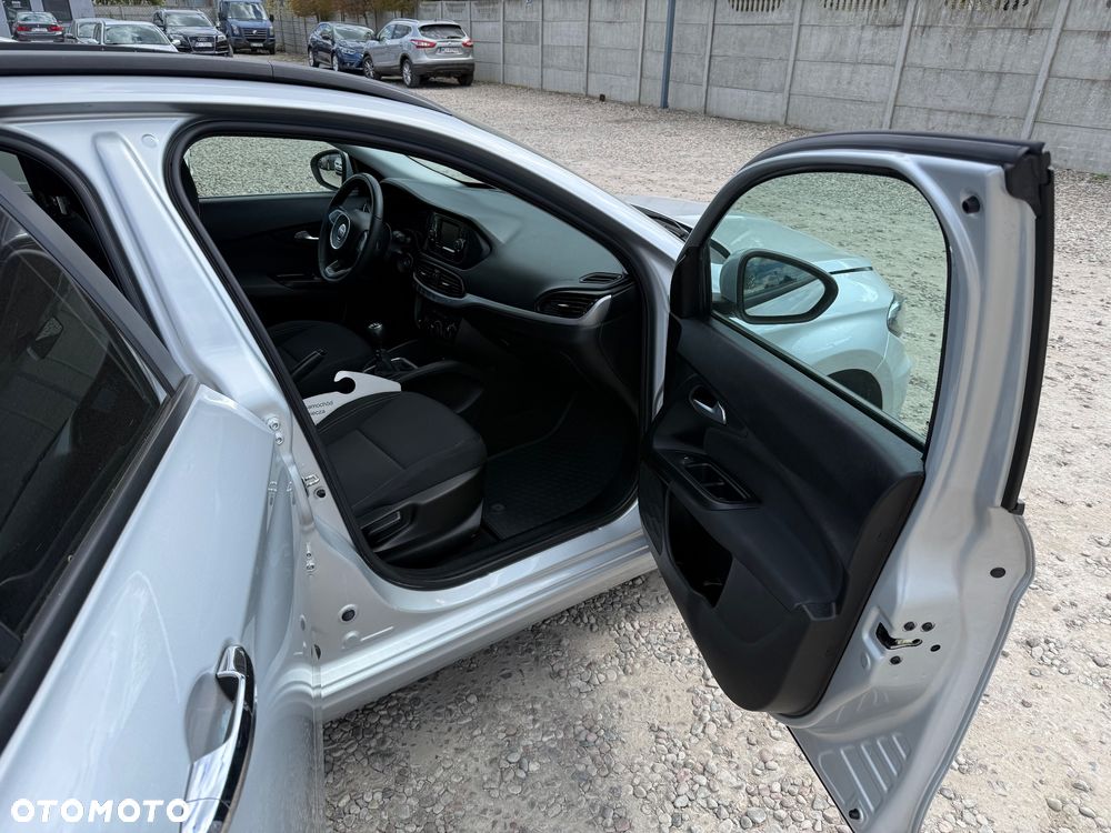 Fiat Tipo 1.4 T-Jet Easy - 13