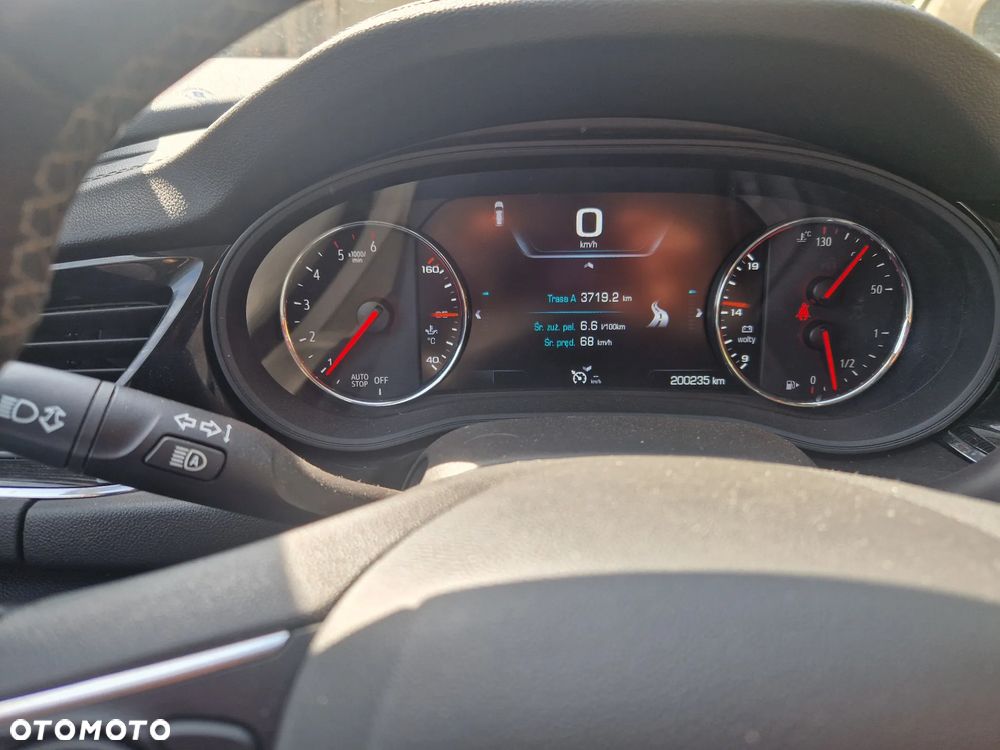 Opel Insignia 2.0 CDTI Cosmo S&S - 6