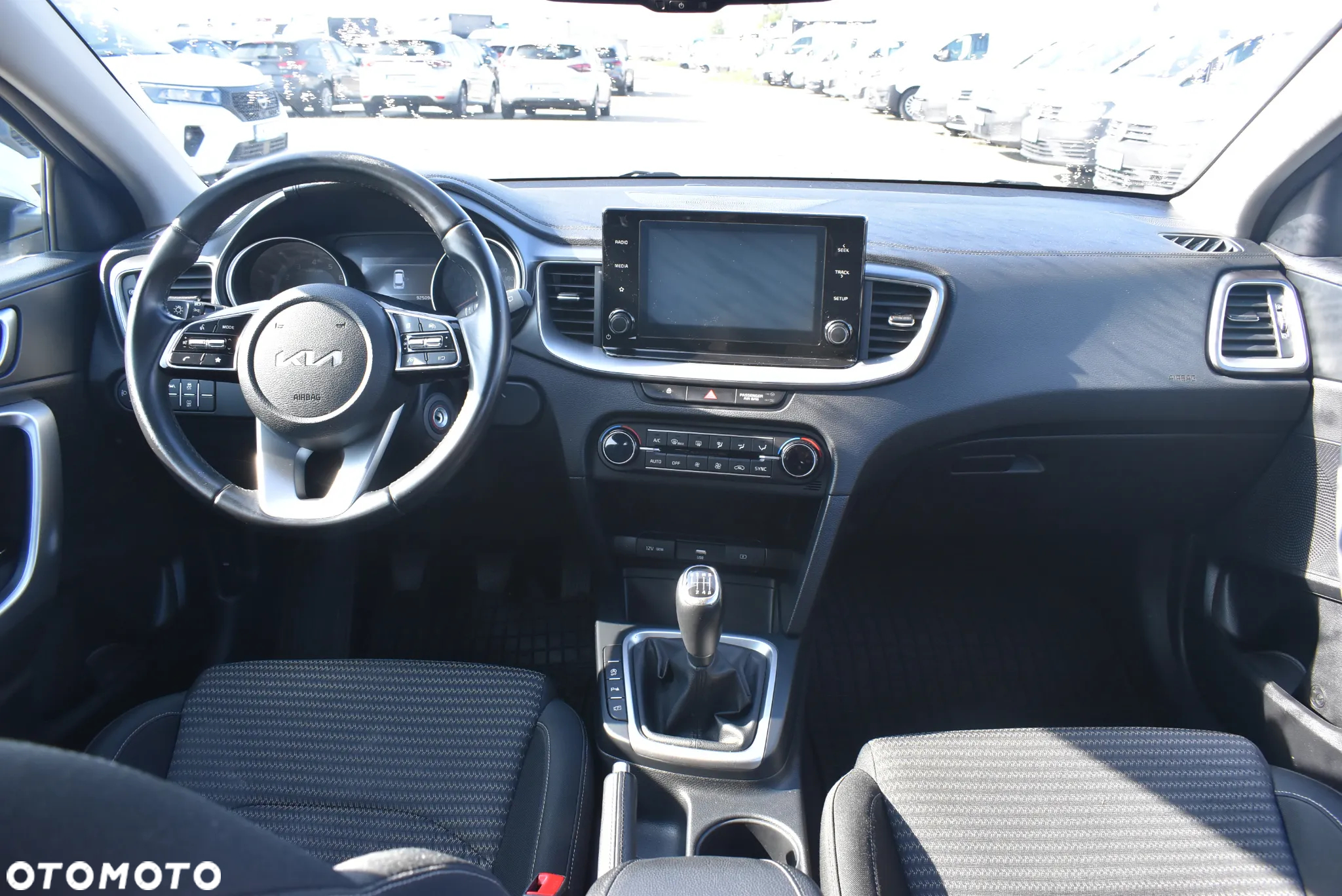 Kia Ceed 1.5 T-GDI M - 20