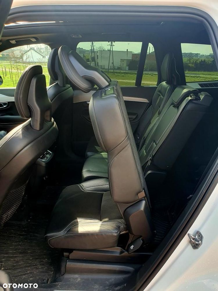 Volvo XC 90 T5 AWD R-Design 7os - 16