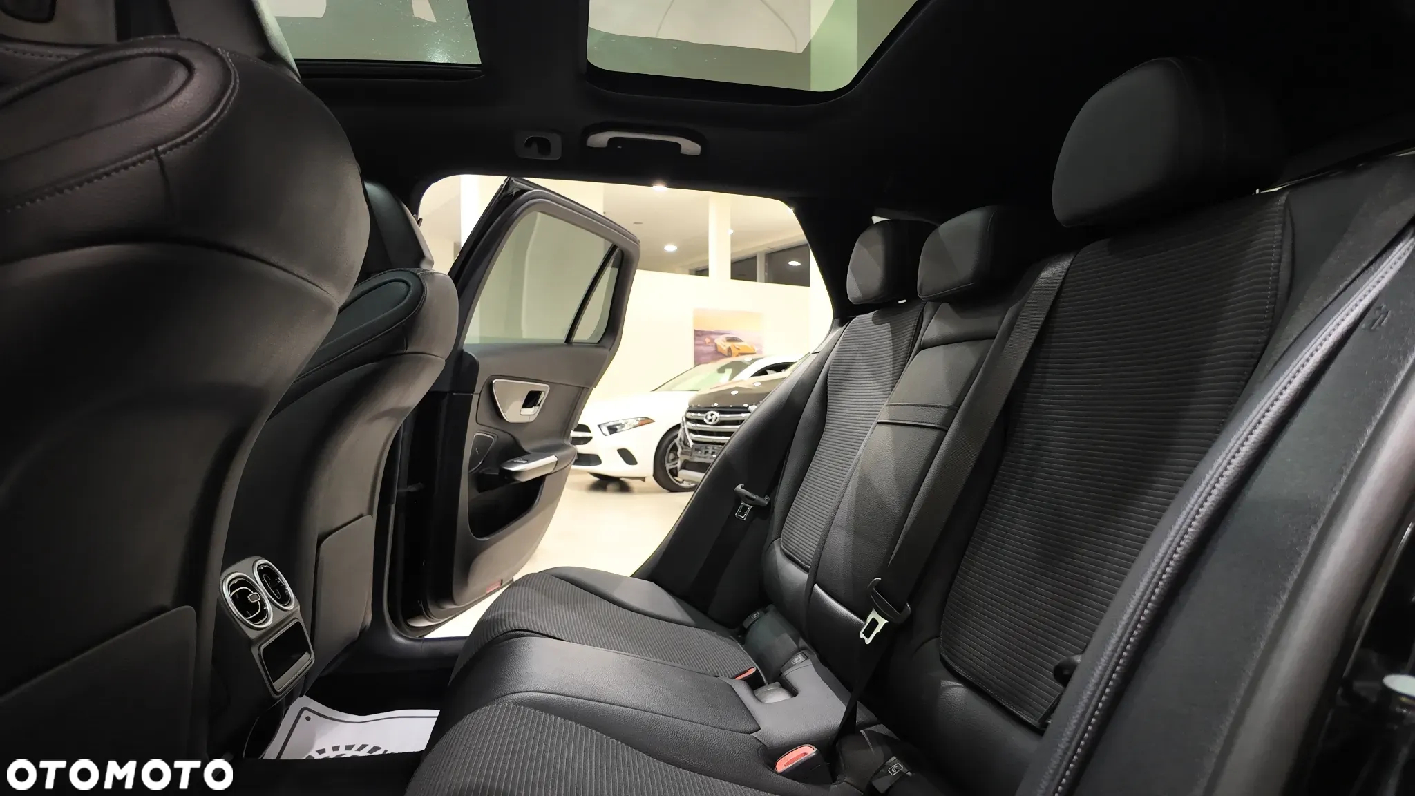 Mercedes-Benz Klasa C 220 d mHEV Avantgarde - 31