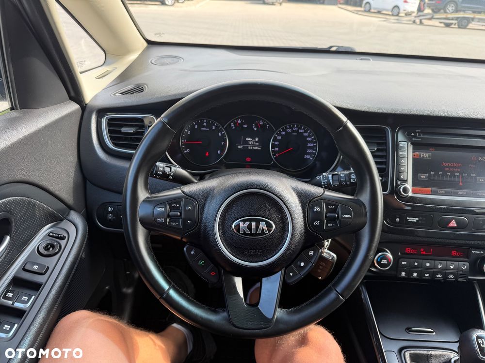 Kia Carens 1.6 GDI Dream-Team Edition - 26