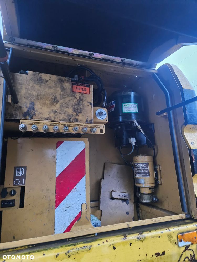 Caterpillar M315 - 9