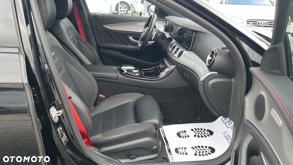 Mercedes-Benz Klasa E - 14