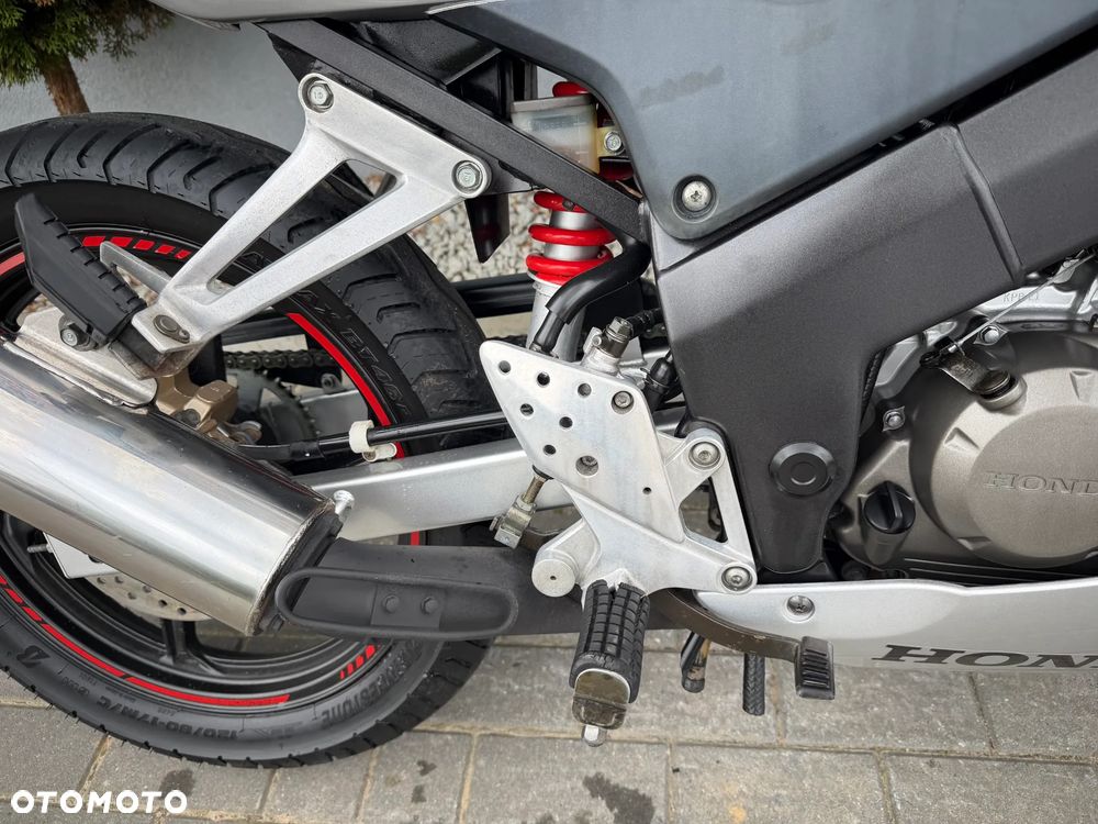 Honda CBR - 19
