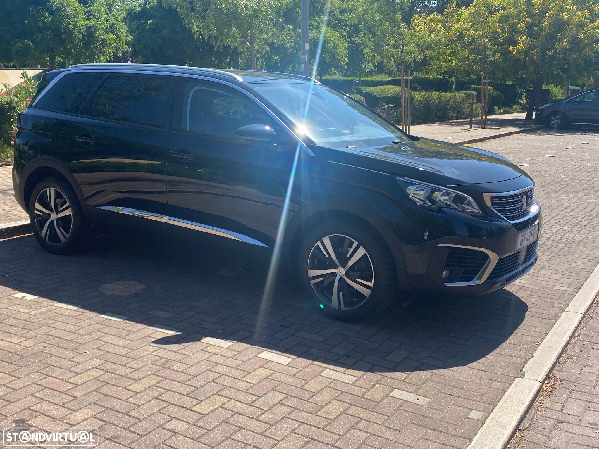 Peugeot 5008 1.5 BlueHDi Allure Pack - 1