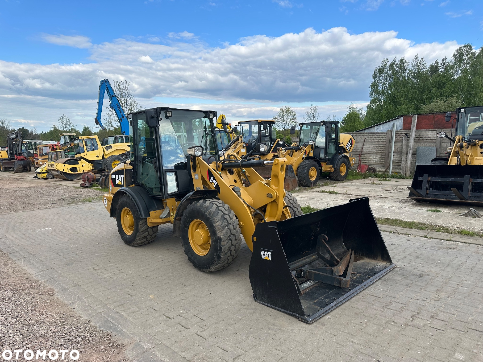 Caterpillar 906H - 7