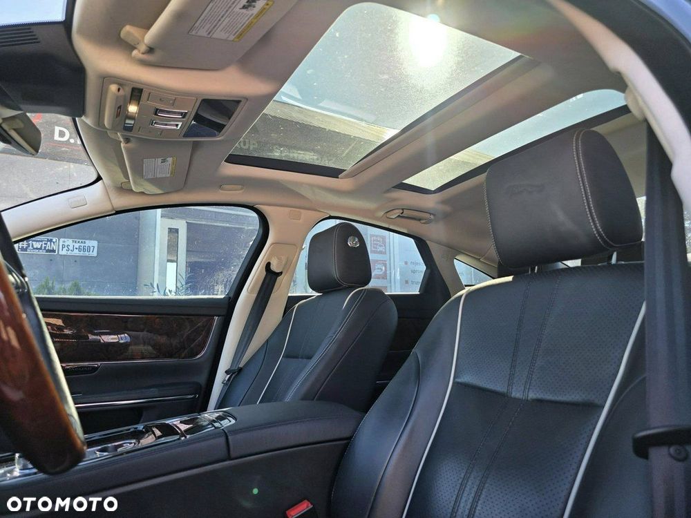 Jaguar XJ 3.0 T AWD Premium Luxury - 8