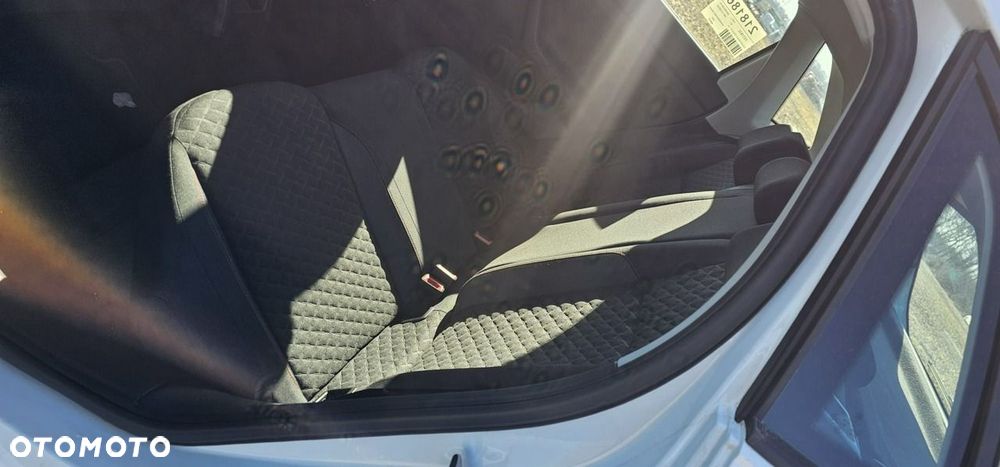 Volkswagen Polo - 17