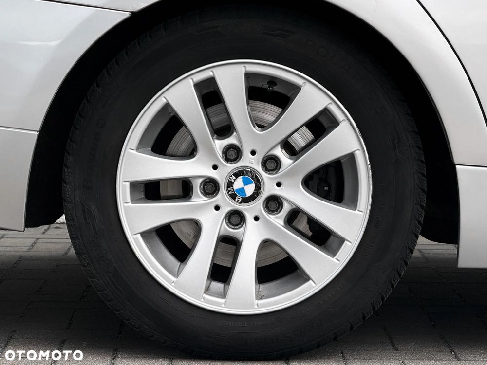 BMW Seria 3 318d Touring Sport Line - 6