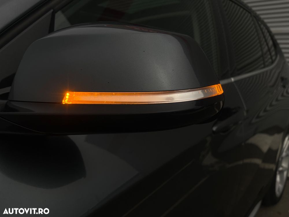 BMW X1 sDrive20d Aut. xLine - 25