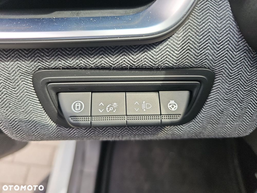 Renault Clio - 10