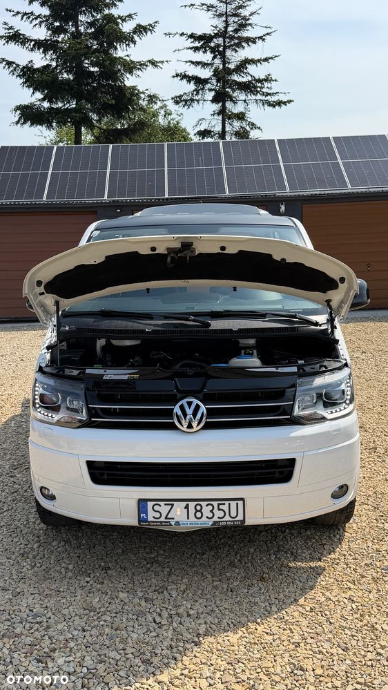 Volkswagen Multivan - 26