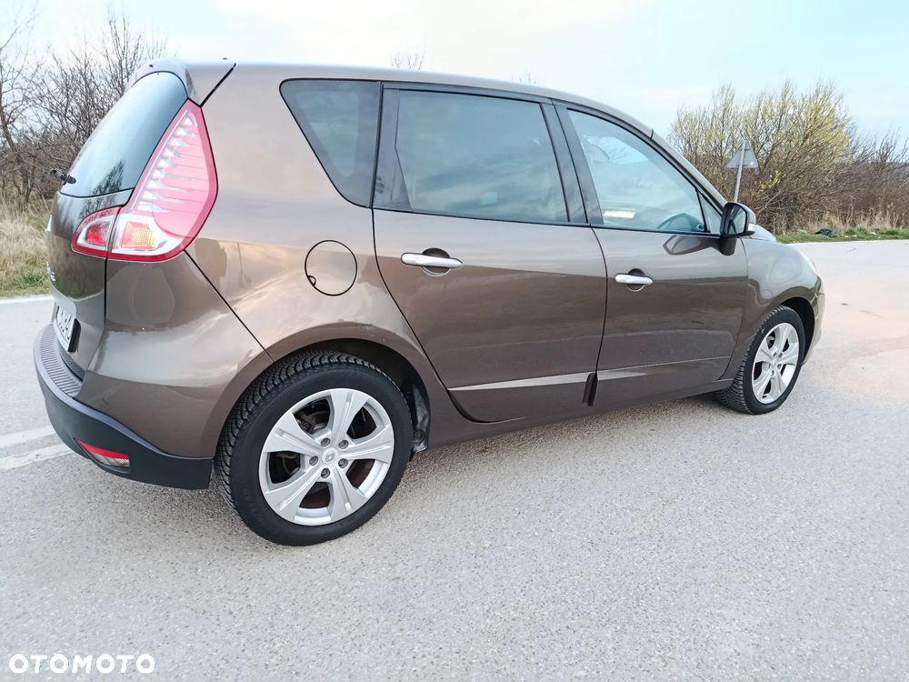 Renault Scenic 1.6 16V 110 Dynamique - 5