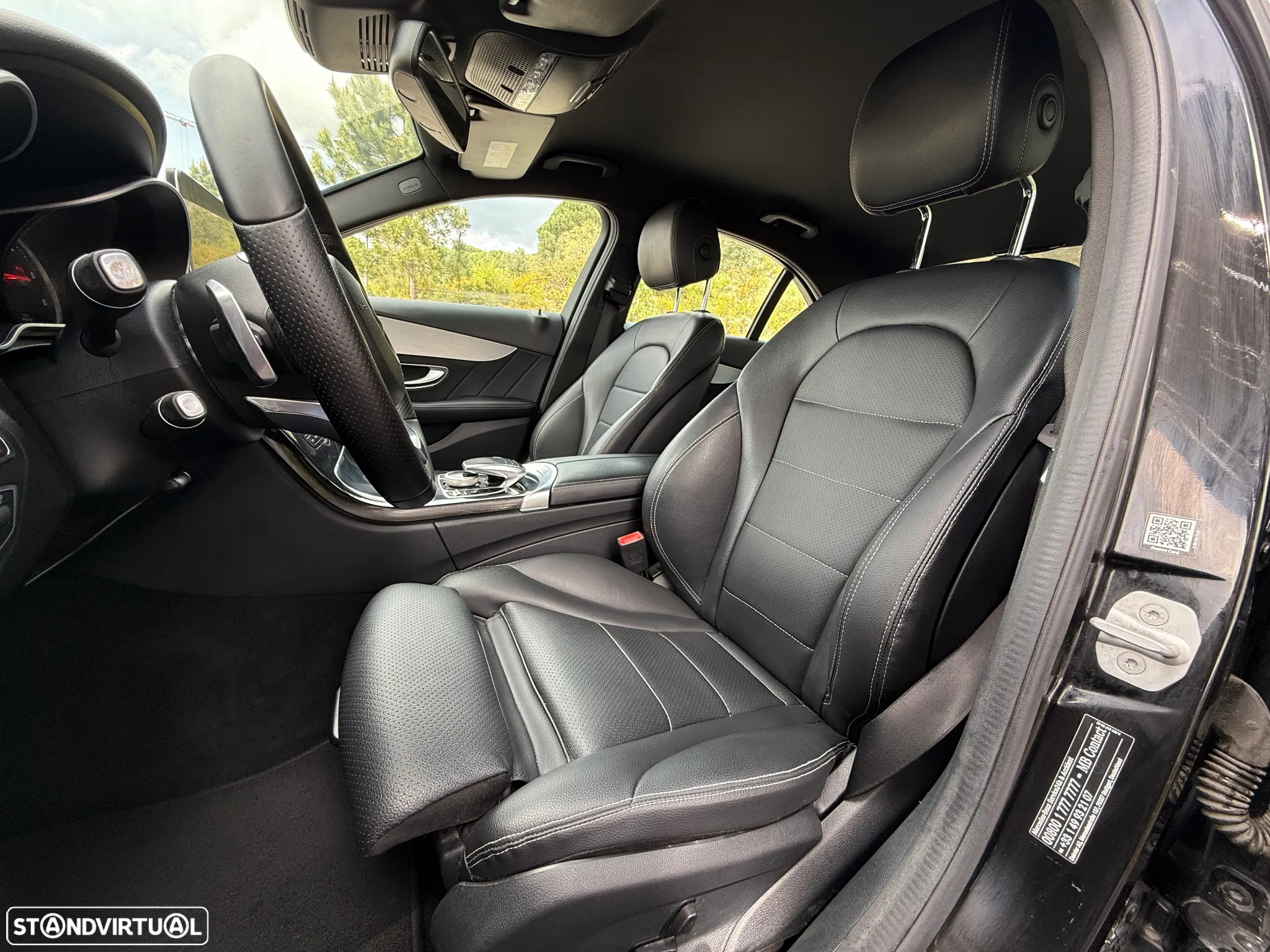 Mercedes-Benz C 300 h AMG Line - 16