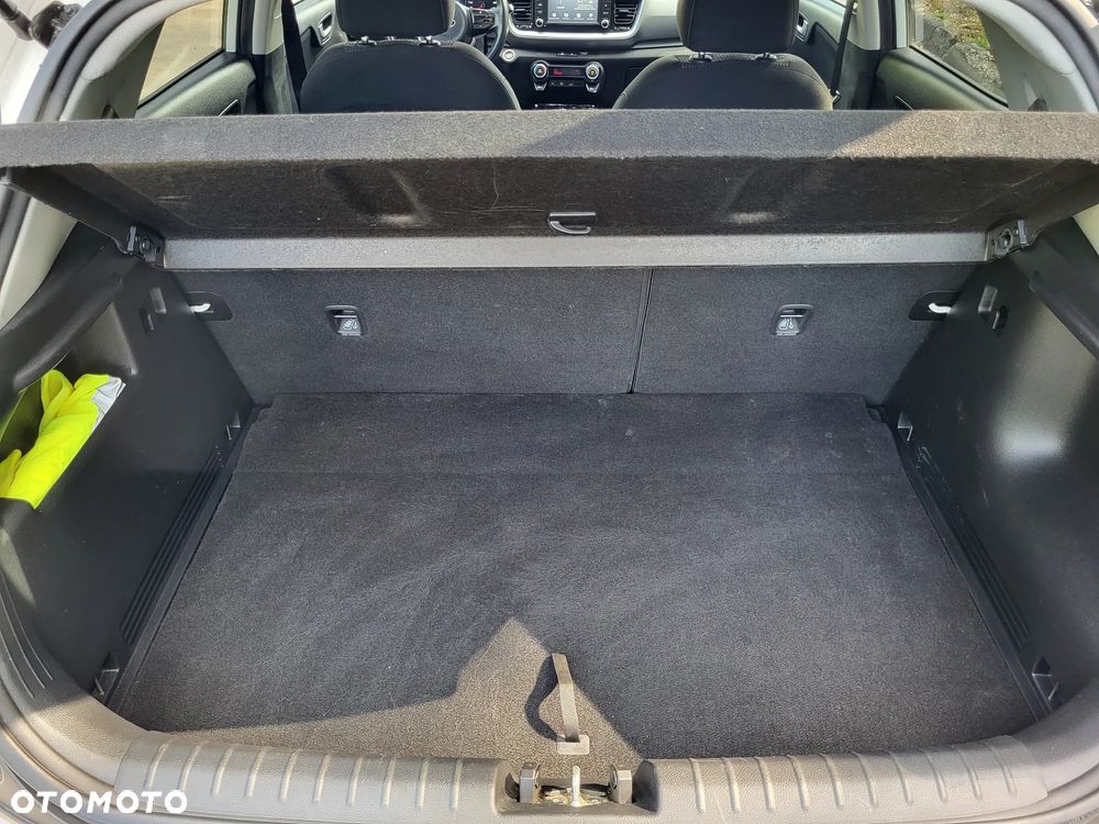 Kia Stonic 1.2 Dream-Team Edition - 12