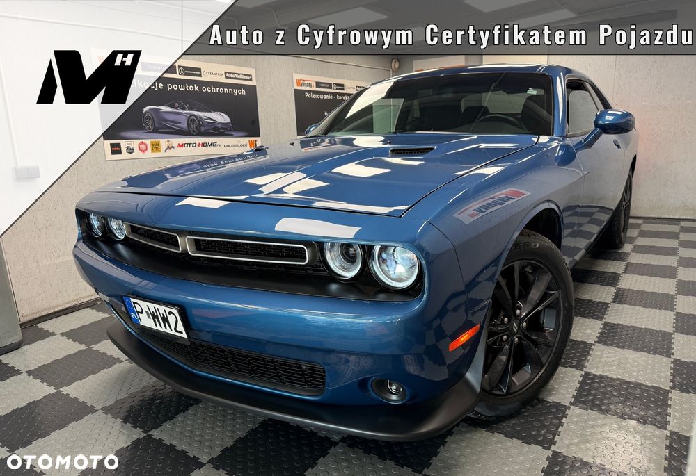 Dodge Challenger - 4