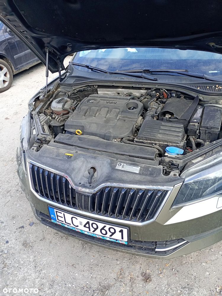 Skoda Superb 2.0 TDI Ambition - 15