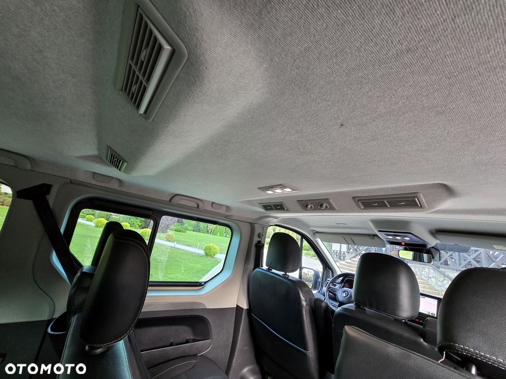 Renault Trafic - 32