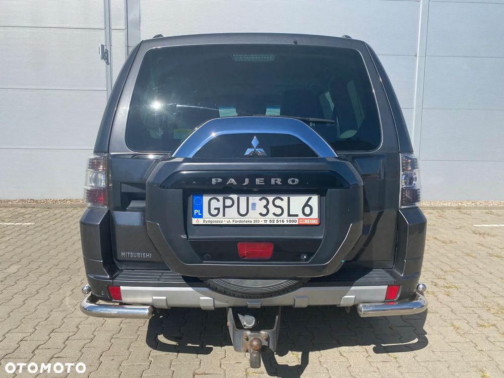 Mitsubishi Pajero 3.2 DID Instyle - 11