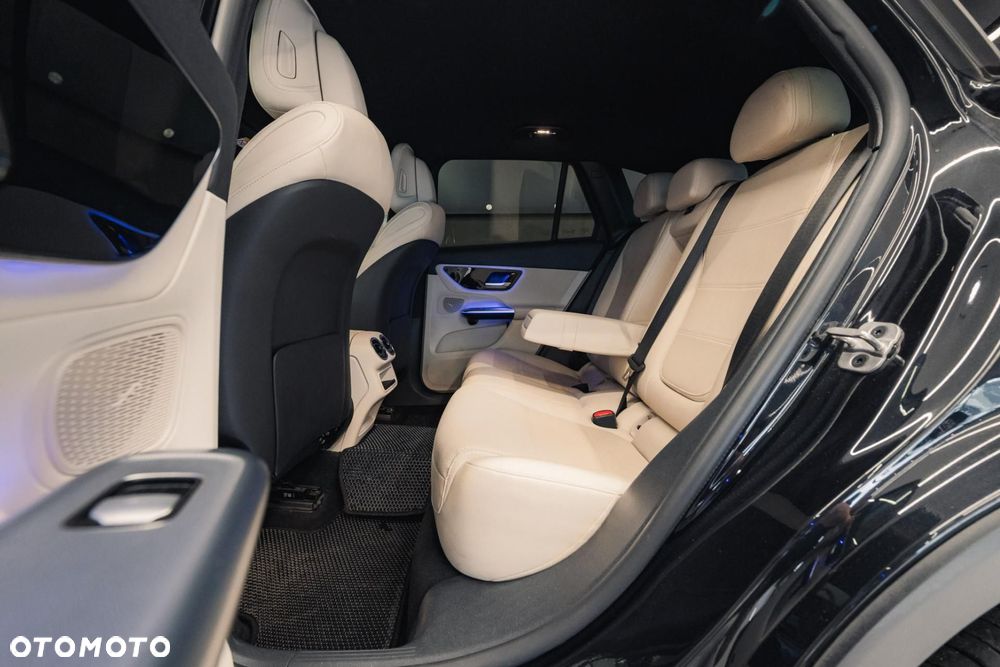 Mercedes-Benz GLC - 15