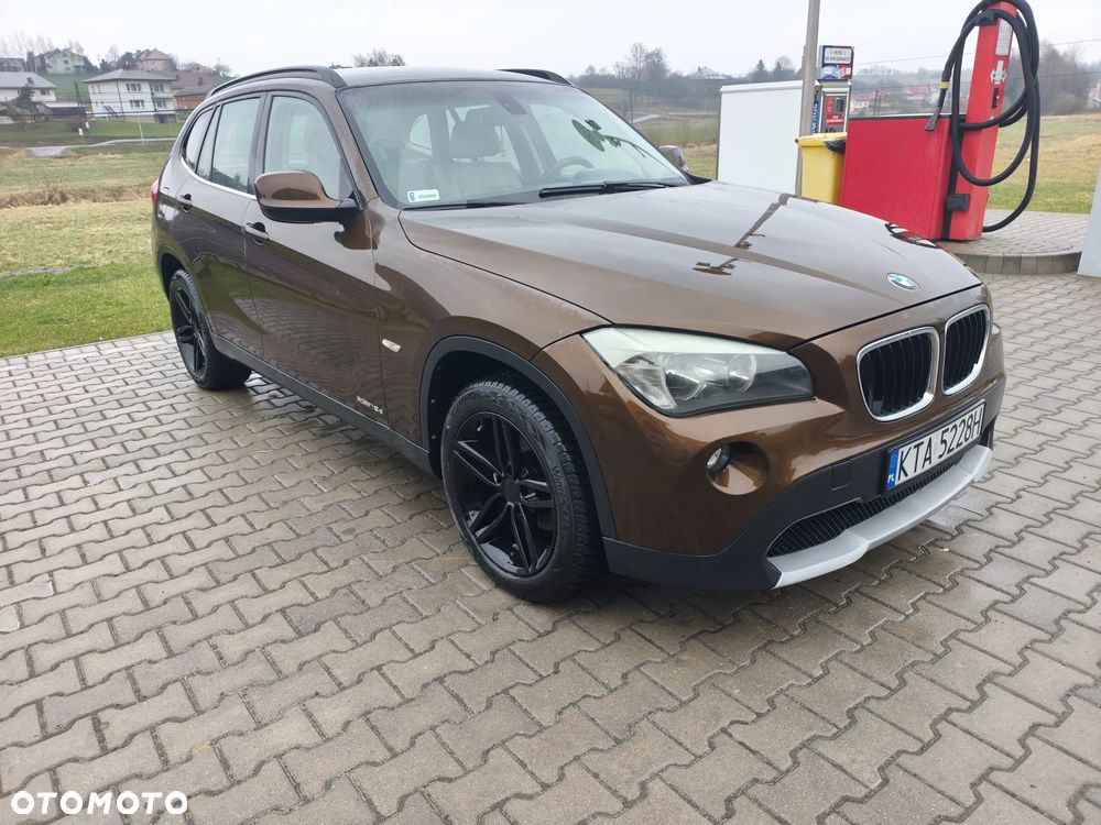 BMW X1 xDrive18d - 1