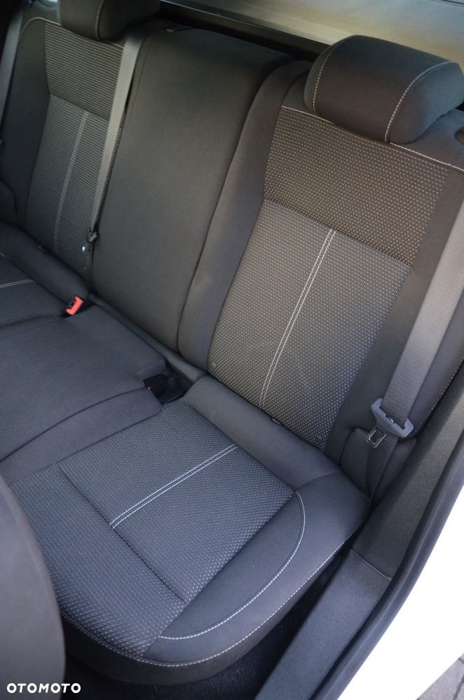 Opel Astra 2.0 CDTI DPF ecoFLEX SportsTourer Start/Stop Active - 12