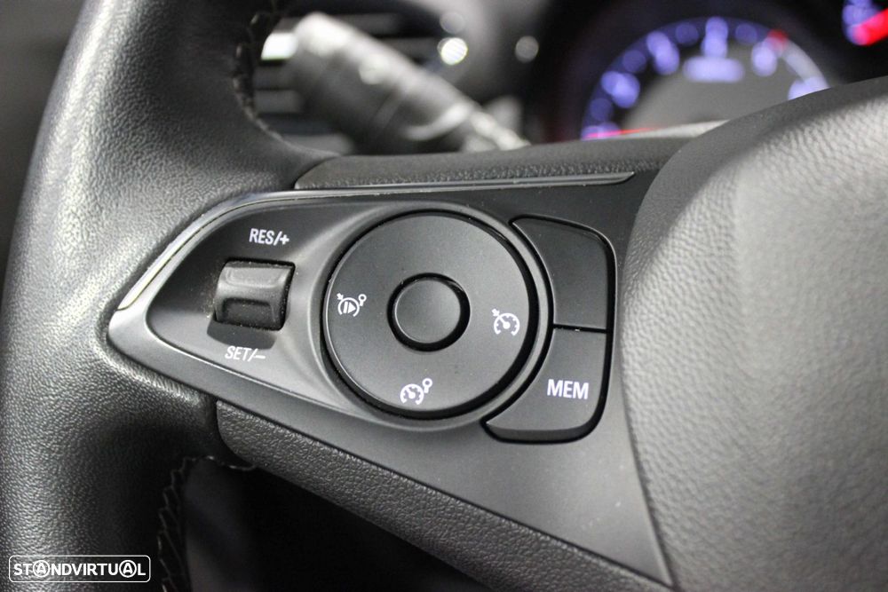 Opel Crossland 1.5 D Business - 20