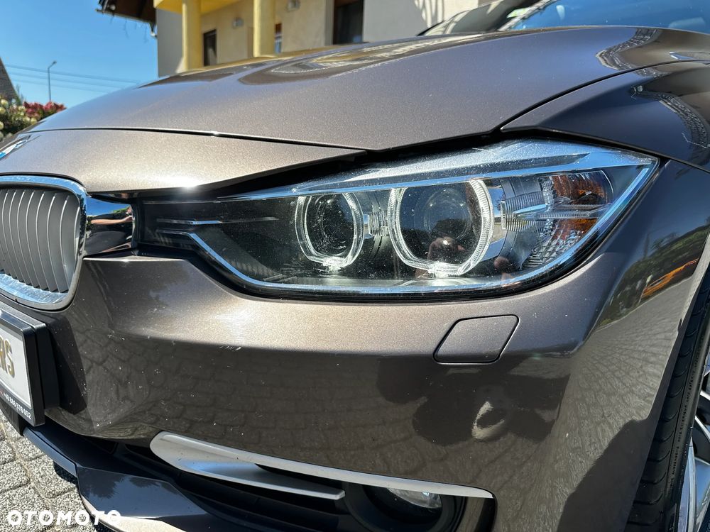BMW Seria 3 320d Touring Sport-Aut Modern Line - 14