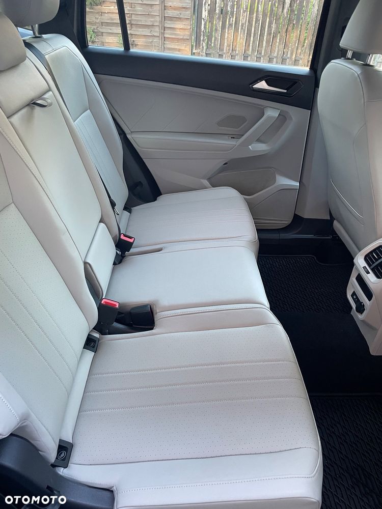 Volkswagen Tiguan Allspace - 22