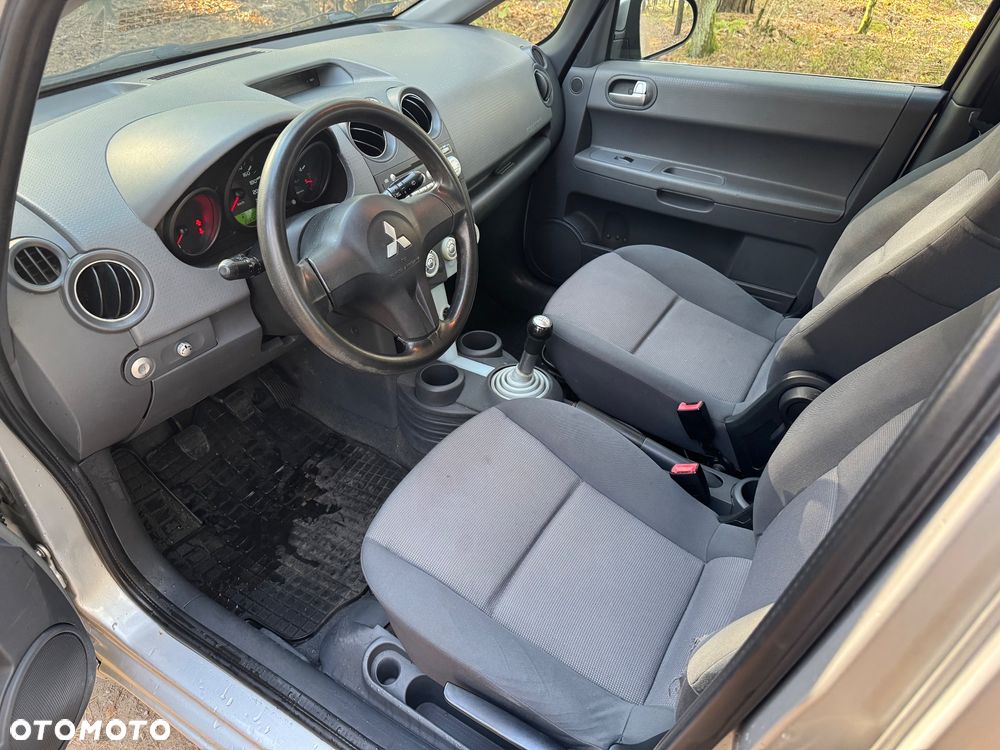 Mitsubishi Colt 1.5 DI-D Invite - 7