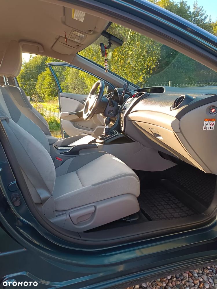 Honda Civic 1.4 Sport - 23