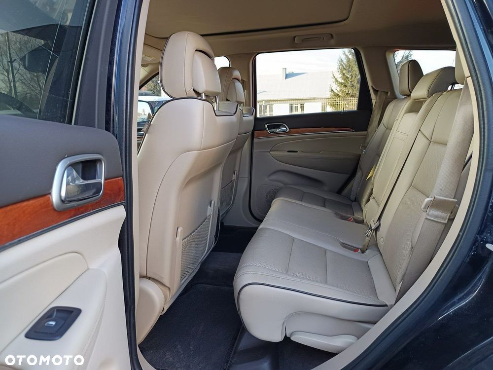Jeep Grand Cherokee - 10