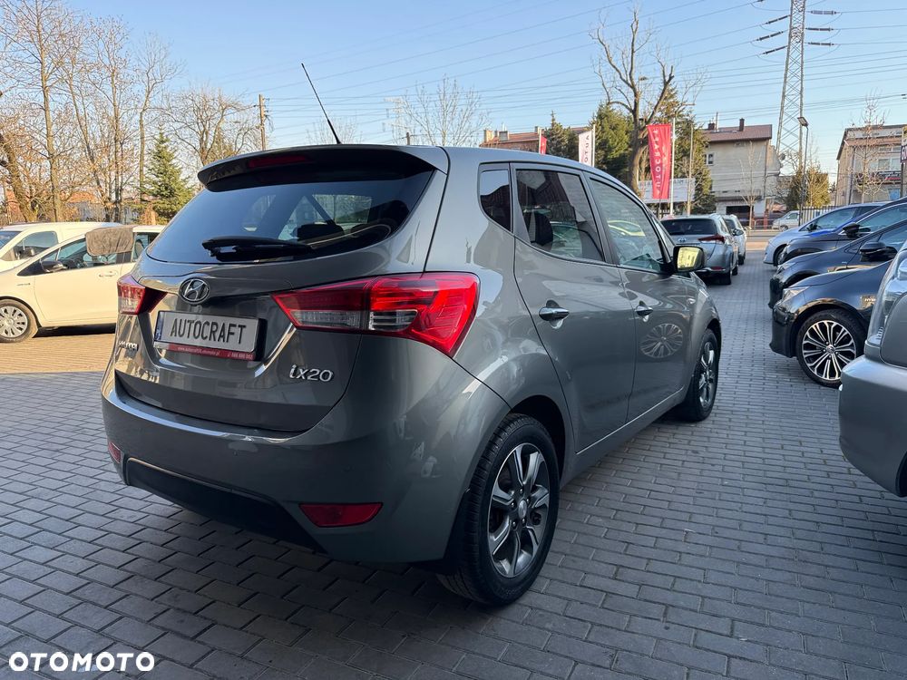 Hyundai ix20 1.6 BlueDrive Comfort - 25