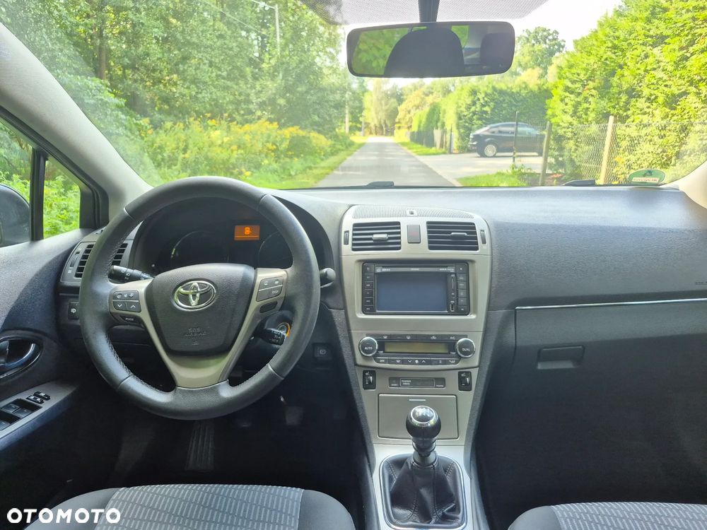 Toyota Avensis 2.0 D-4D Edition - 13