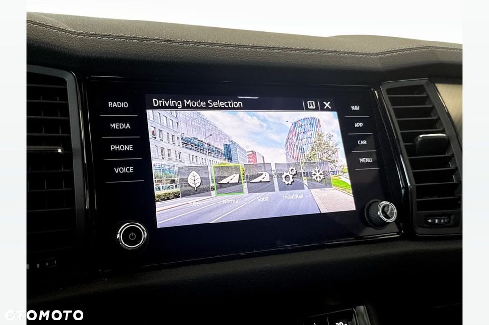 Skoda Kodiaq 2.0 TDI 4x4 DSG Sportline - 12