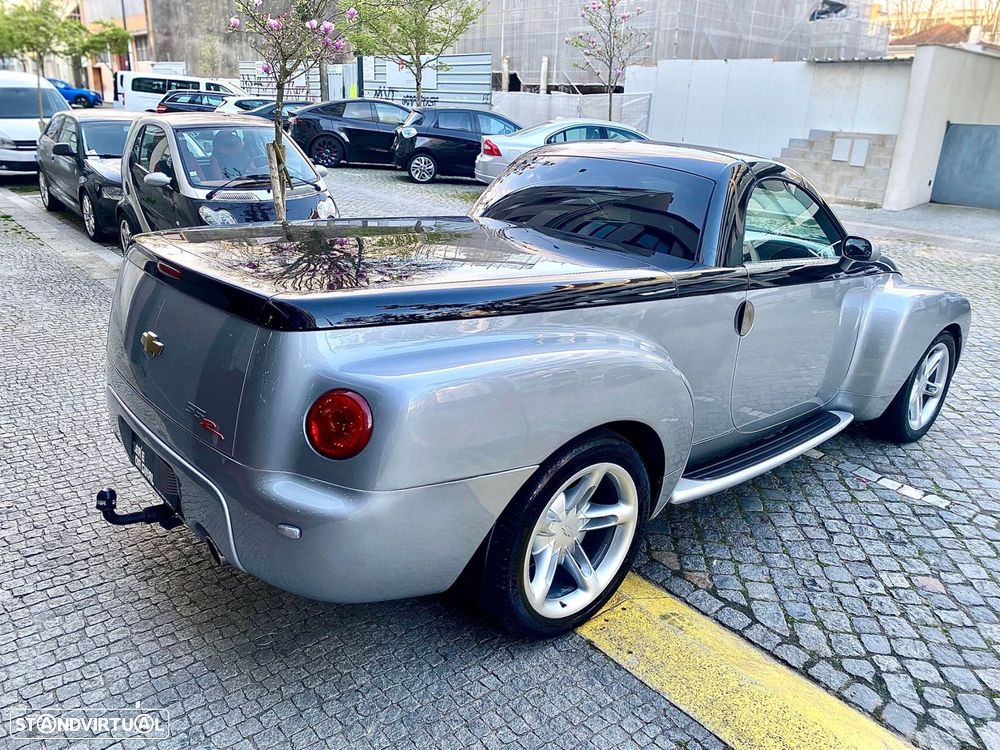 Chevrolet SSR - 16