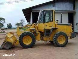 Piese din dezmembrari pentru komatsu wa180, motor , butuc , axa fata-spate - 1