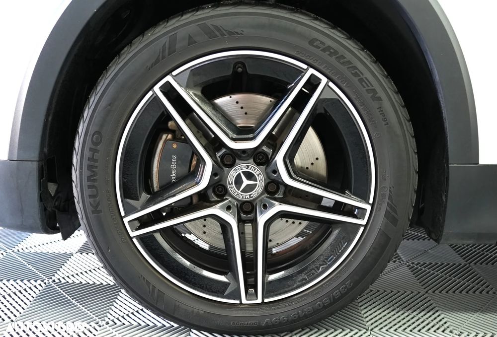 Mercedes-Benz GLB 220 d 4MATIC Aut. - 12