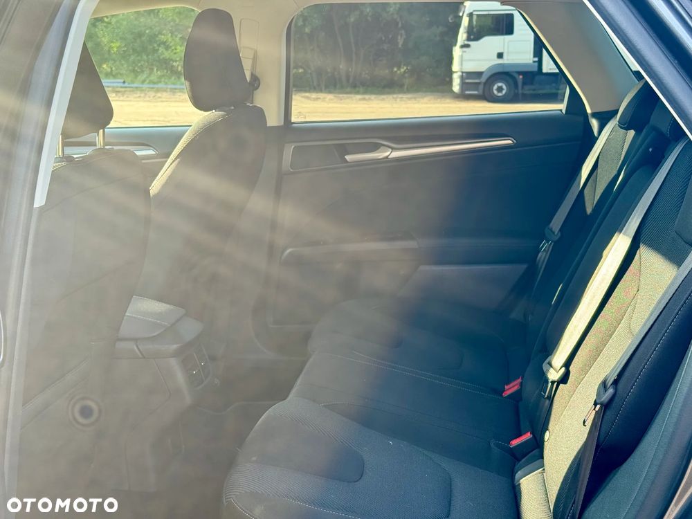 Ford Mondeo 2.0 TDCi Titanium PowerShift - 15