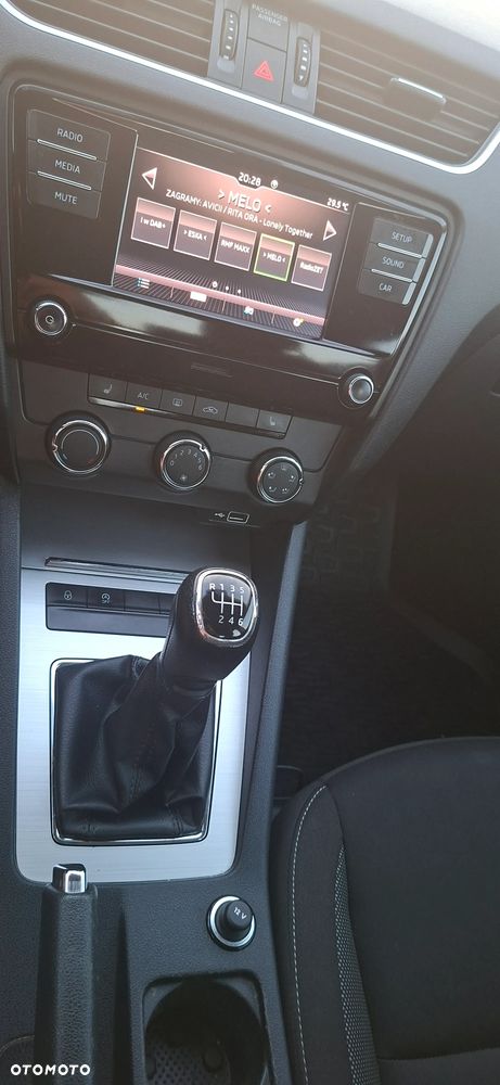 Skoda Octavia 2.0 TDI Tour - 28